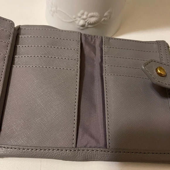 Fossil beautiful medium size double fold zipper closure wallet gray leather - Picture 12 of 16